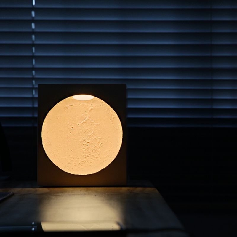Moonlight Concrete Night Lamp – Lunar-Inspired Ambient Light for Bedroom, Weddings & Special Occasions