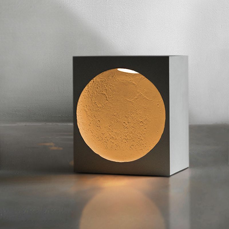 Moonlight Concrete Night Lamp – Lunar-Inspired Ambient Light for Bedroom, Weddings & Special Occasions