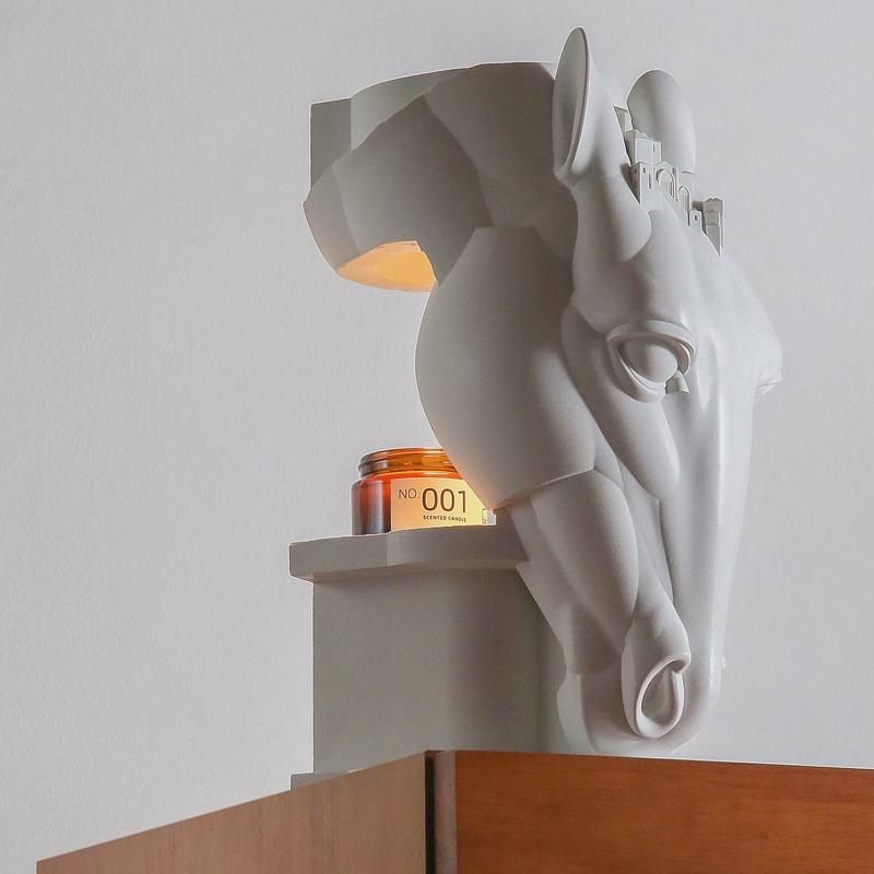 White Horse Wax Melt Lamp – Sculptural Flameless Aromatherapy Night Light for Elegant Home Decor