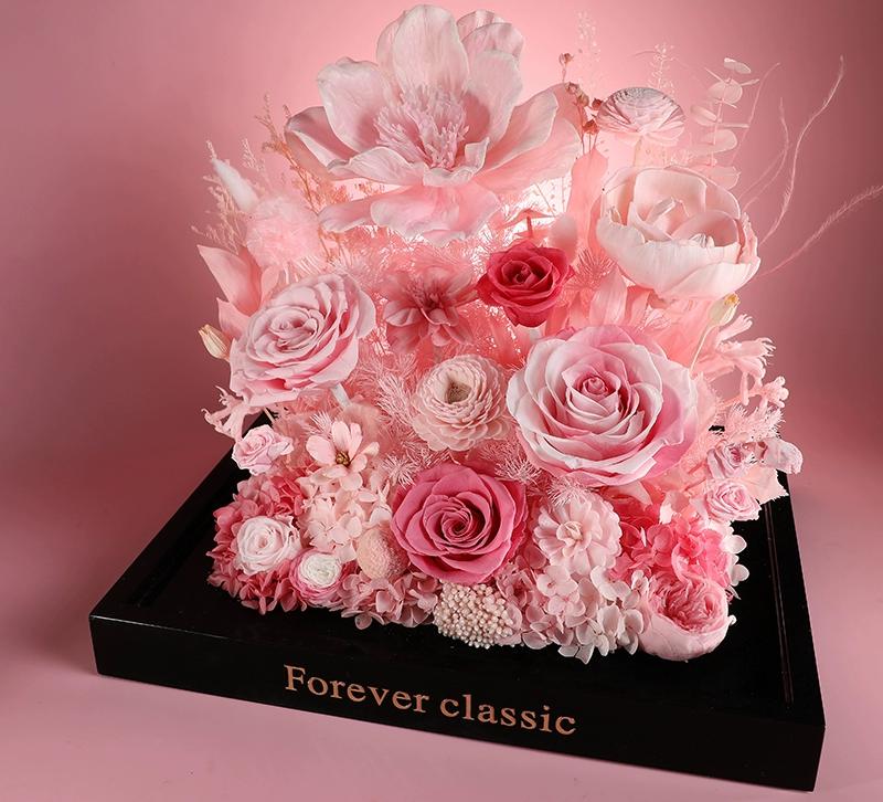 White Dream Preserved Flower Gift Box – Luxury Eternal Rose Bouquet